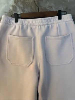 Cropped Wide Leg Women’s Sweatpants with Pockets Elastic Waist Soft Pink thumbnail 4
