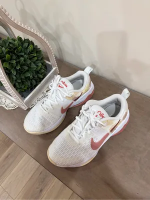Nike White Sneakers with Coral Swoosh thumbnail 8