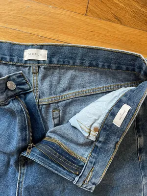 PacSun Low Rise Boyfriend Jeans thumbnail 4