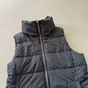 Old Navy Classic Puffer Vest thumbnail 2