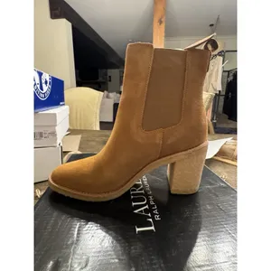 Ralph Lauren Marianna Bootie - Water Repellant Suede‎ Brown Size 7.5 thumbnail 5