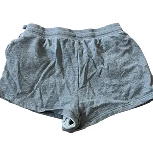 Colsie Women's Gray Sweatshorts Size M Casual Elastic Waist Drawstring thumbnail 4