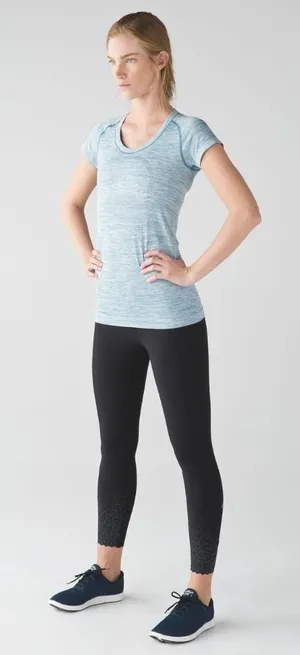 Lululemon Women's Swiftly Tech Short Sleeve‎ Scoop Heathered Tofino Teal Sz 8 thumbnail 1