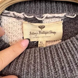 NWOT Betsey's‎ Boutique Shop Sweater XL Cozy Knit Soft Striped Geometric Preppy thumbnail 3