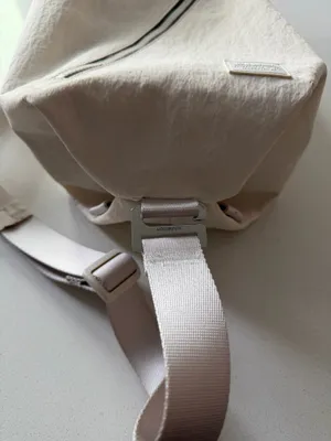 Lululemon Fast Track Bag 2.0 9L — Light Ivory — Retail $88  thumbnail 4