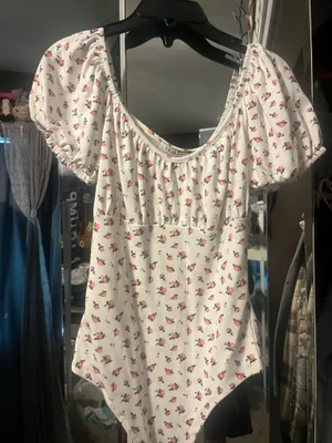 Celebrity Pink White flower body suit thumbnail 1