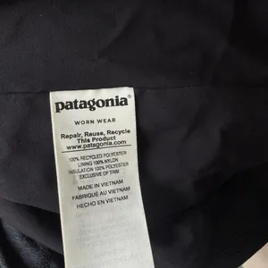 Patagonia Black Bomber Jacket Women’s XS Lightweight Full Zip thumbnail 8