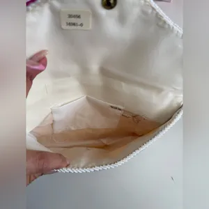 Vintage White Beaded Satin Clutch Purse | Pearl Evening Bag Bridal Prom 90s Y2K thumbnail 5
