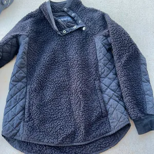 Abercrombie & Fitch small‎ blue sherpa pullover thumbnail 1