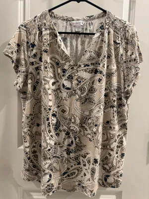 Liz Claiborne Blouse thumbnail 1