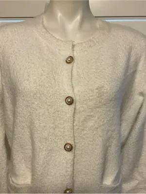 Women's White Pearl thumbnail 2