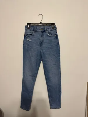 American Eagle stretch mom Jean high-rise light washed denim size 2 thumbnail 2