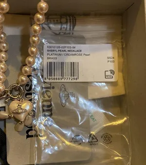 Vivienne Westwood Sheryl Faux-pearl and Brass Necklace thumbnail 9