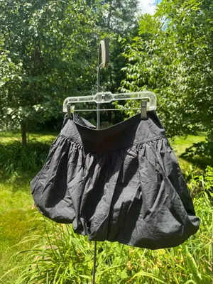 Aritzia Sunday Best bubble mini skirt thumbnail 7
