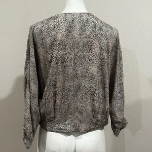 Zara animal print v neck blouse thumbnail 3