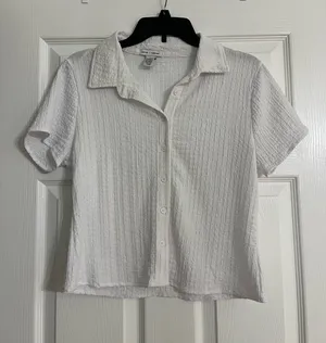 White button down top Size L thumbnail 1
