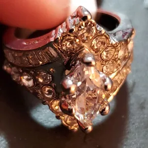 NWT Gorgeous Sparkly Silver Cocktail Ring thumbnail 7