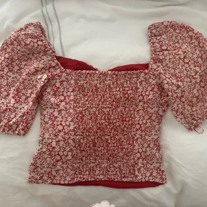 Abercrombie & Fitch Puff Sleeve Top thumbnail 4