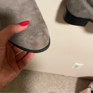 Over the Knee Suede Block Heel Boots in Gray- Size 9 thumbnail 4