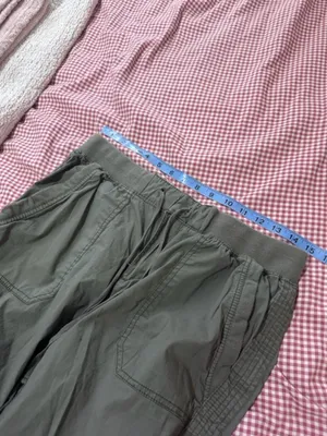 Y2K Olive Green Drawstring Capris thumbnail 4