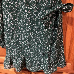 Reformation Camii Long Sleeve Chiffon Minidress‎ in Green Floral Parsley Size 0 thumbnail 9