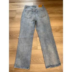 Aritizia Denim Forum The Joni High Rise Loose 29L 90s Grunge Organic Cotton 26 thumbnail 3