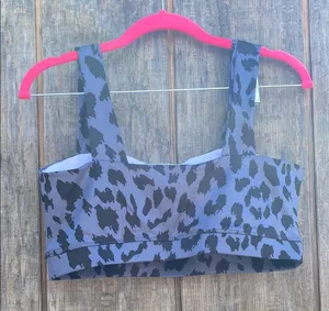 New Woman’s Size Large Black and Gray Leopard Print Leggings and Sports Bra Set thumbnail 4