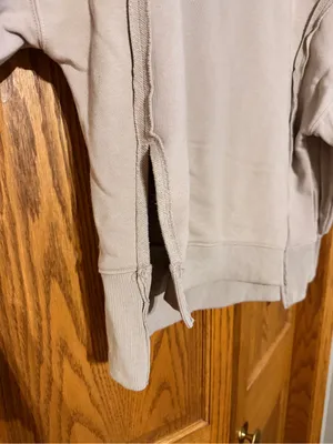 Relaxed Crewneck Sweatshirt - Taupe thumbnail 3