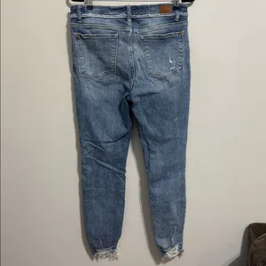 Judy Blue Light Wash Distressed Hem High Rise Skinny Fit Jeans Size 13/31 thumbnail 6