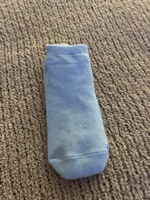 Blue ombre ankle socks with grip #yoga #gym thumbnail 3