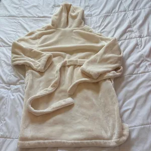 The Company Store Oma Embroidered Hooded Kimono Robe Cream Size 14/16 Luxury thumbnail 10