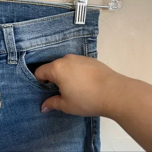 Old Navy Super Skinny‎ High Rise Distressed Denim Jeans thumbnail 8