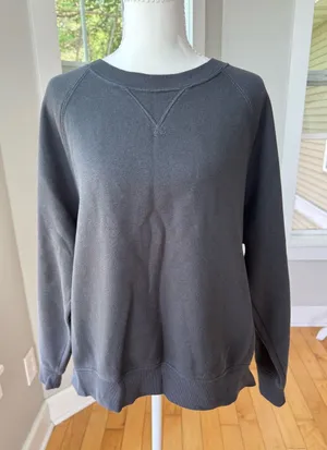 Old Navy Charcoal Crewneck Sweatshirt Size Large thumbnail 1
