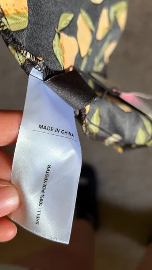 Cider LEMON SPLIT KNOTTED SHIRRED MIDI DRESS thumbnail 4