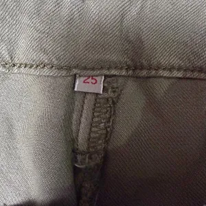 Levi’s Baggy Dad Cargo Tencel Pants Green thumbnail 4