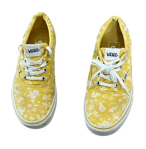 Vans Women's Size 7 Yellow Floral Print Lace-Up Sneakers thumbnail 1
