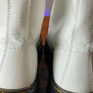 NWOB Dr Martens Jadon Boot Smooth Leather Platforms White Size 8 Women thumbnail 8