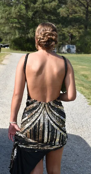 Sherri Hill Prom Dress Black and Gold thumbnail 4