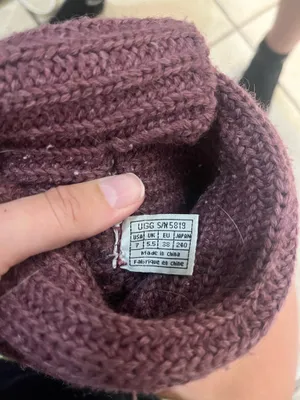 UGG Sweater thumbnail 7
