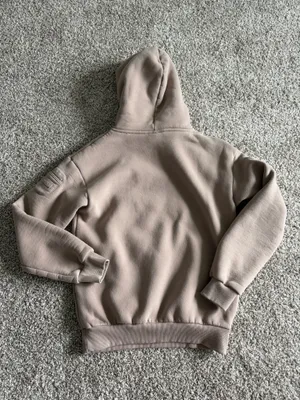 Comfrt travel hoodie thumbnail 7