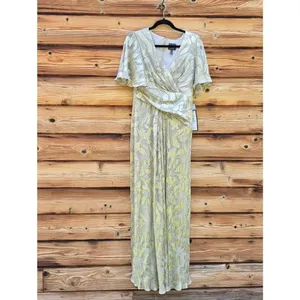 NWT Adrianna Papell Foil Leaf Short Sleeve Gown Size 8 thumbnail 6