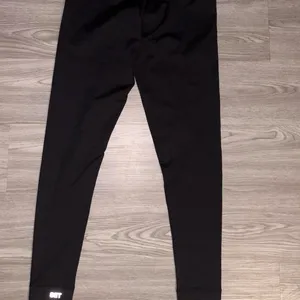Set Active FormCloud High Rise Black Leggings thumbnail 5