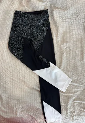 Lululemon Leggings thumbnail 1