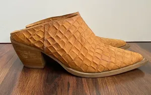 Free People Stacked Heel Pointy Toe Western Mules Pirarucu Sz 38 (7/7.5) thumbnail 1