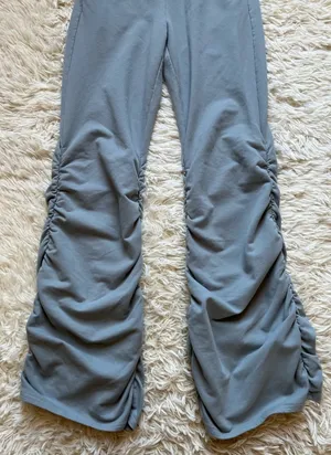 Alo Yoga Women’s Ruched Soft Sculpt Pant thumbnail 6