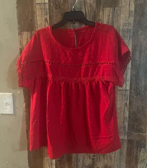 New SHEIN Red Eyelet Women's Top size XL thumbnail 1