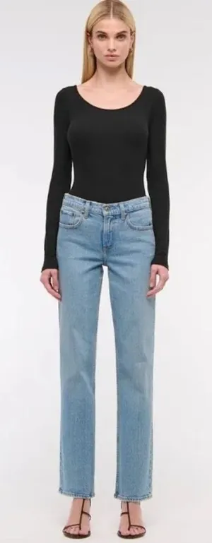 NWOT Abercrombie & Fitch Mid Rise Straight Vintage Wash Denim Jeans 8 thumbnail 1