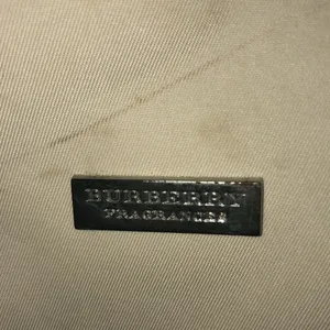 Burberry Frangances Overnight Bag large Burberry bag cream tan color pla…​​ thumbnail 3