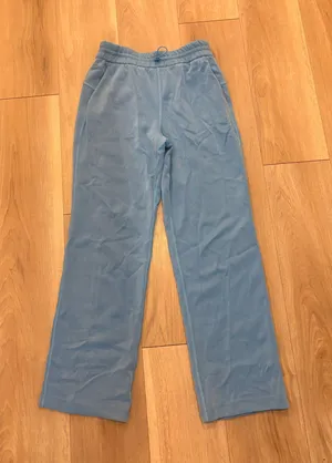 Lululemon Scuba thumbnail 1