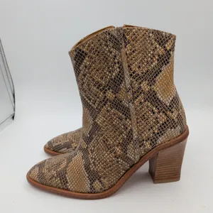 Free People Barclay Western Bootie Snakeskin Leather Block Heel Brown Tan 39 8.5 thumbnail 2